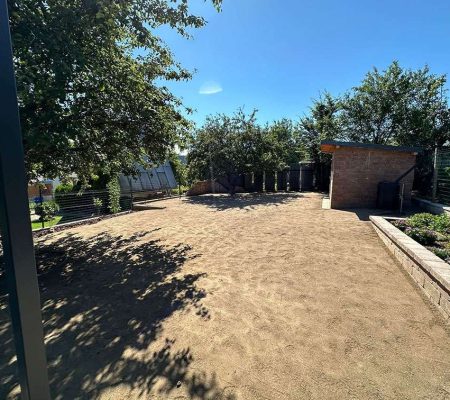 Príprava terénu na realizáciu záhrady – odborné terénne úpravy pre zdravý rast trávnika a záhradných rastlín v Prešove, Košiciach, Bardejove, Starej Ľubovni a Vranove nad Topľou.