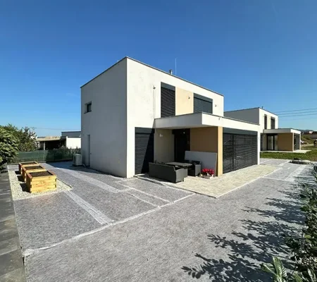 540383654_776377661851861_4260212178465349520_n